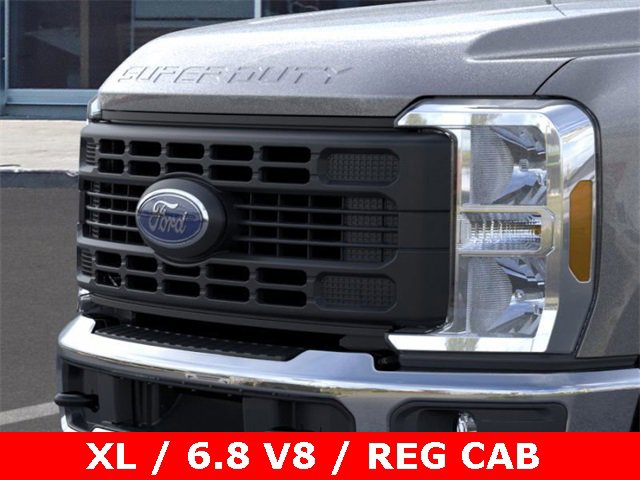 New 2026 Ford F350 XL w/ XL Chrome Package image 17