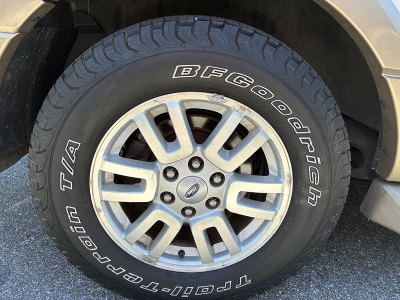 Used 2013 Ford Expedition EL XLT AWD/4WD image 23