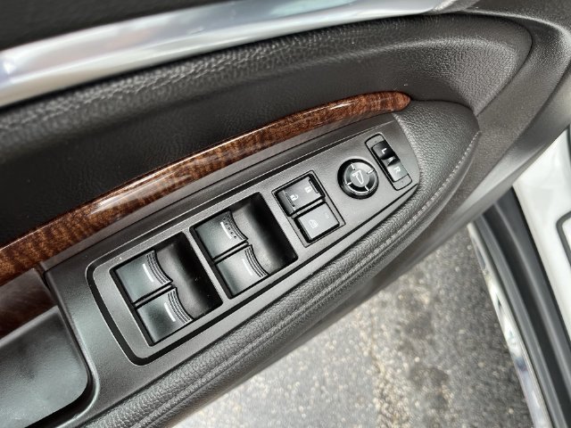 Used 2020 Acura MDX SH-AWD image 24