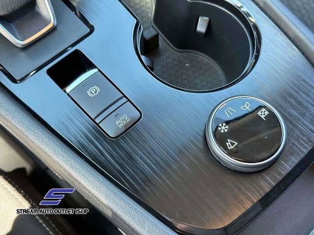 Used 2024 Nissan Rogue SV image 34