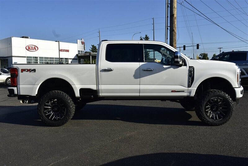 Used 2024 Ford F350 Platinum image 6