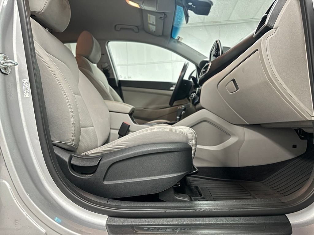 Used 2020 Hyundai Tucson SE FWD image 19