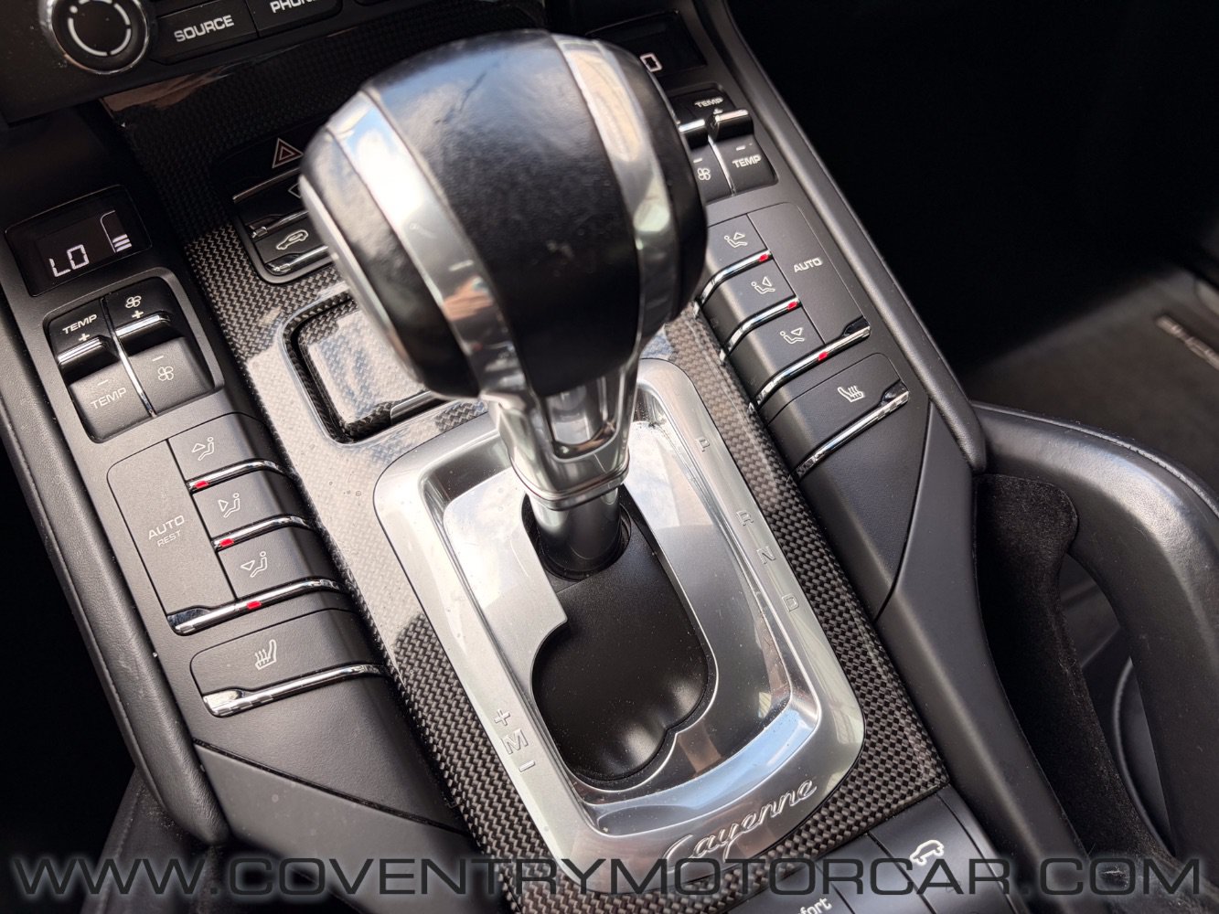 Used 2017 Porsche Cayenne GTS AWD/4WD image 26