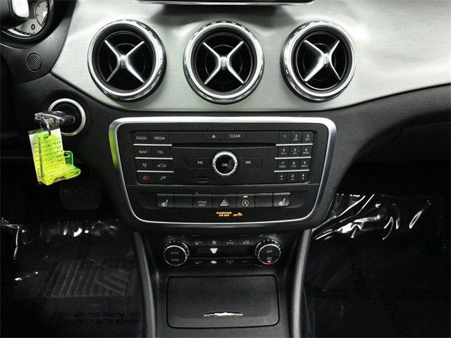 Used 2017 Mercedes-Benz GLA 250 image 30