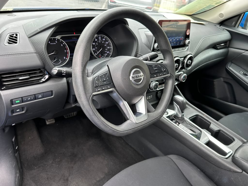 Used 2023 Nissan Sentra SV FWD image 16