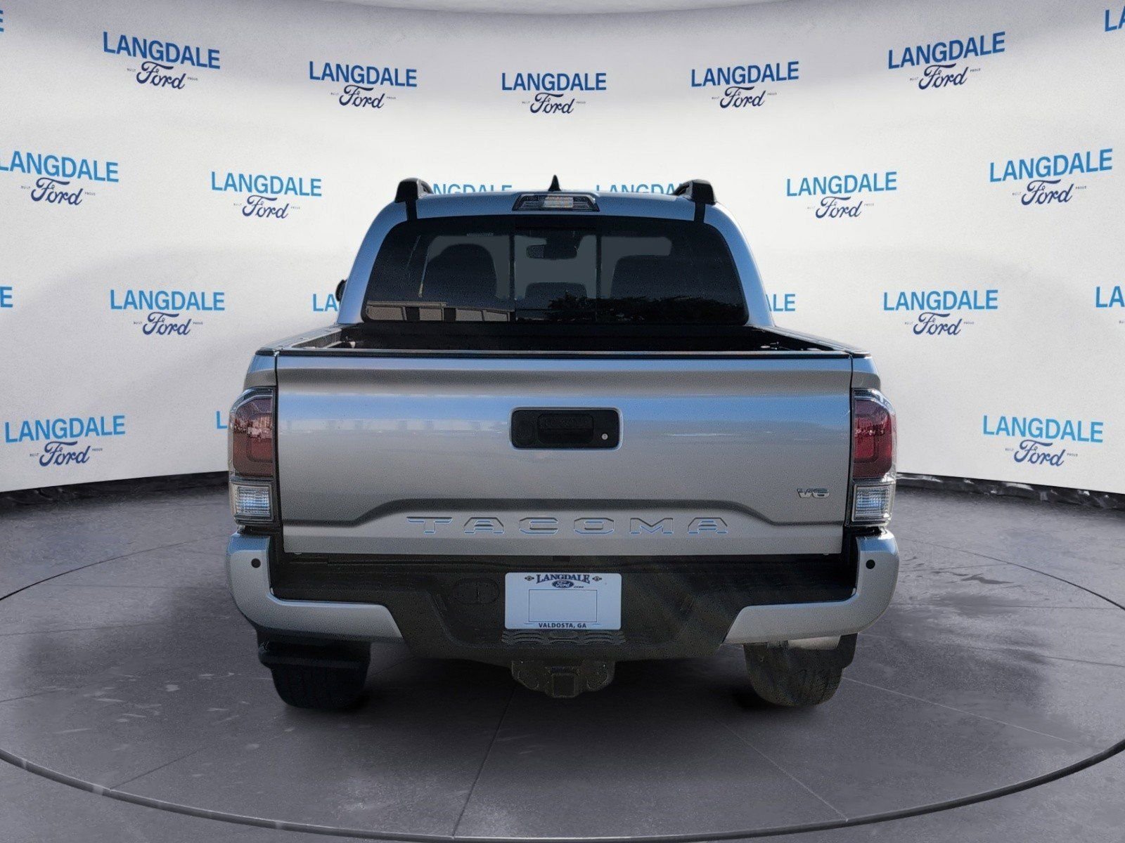 Used 2022 Toyota Tacoma TRD Sport w/ Technology Package AWD/4WD image 8