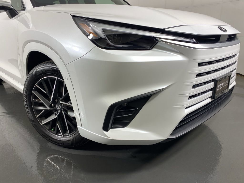 Certified 2026 Lexus TX 350 AWD w/ Technology Package image 3