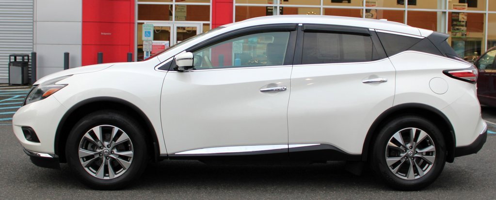 Used 2018 Nissan Murano SL w/ Moonroof Package image 9