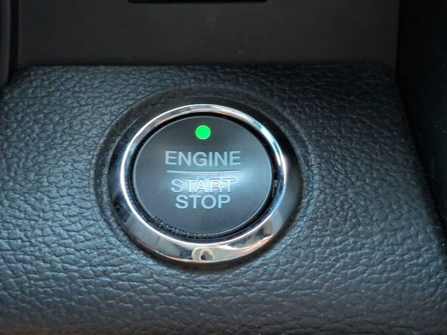 Used 2022 Ford F350 Lariat w/ Lariat Ultimate Package AWD/4WD image 28