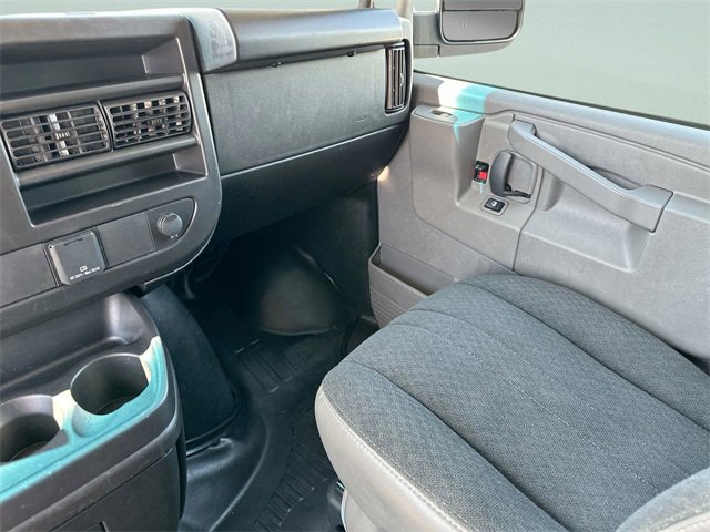 Used 2024 GMC Savana 2500 w/ Driver Convenience Package image 14