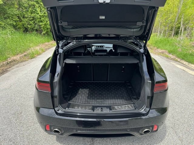 Certified 2024 Jaguar E-PACE R-Dynamic SE AWD/4WD image 7