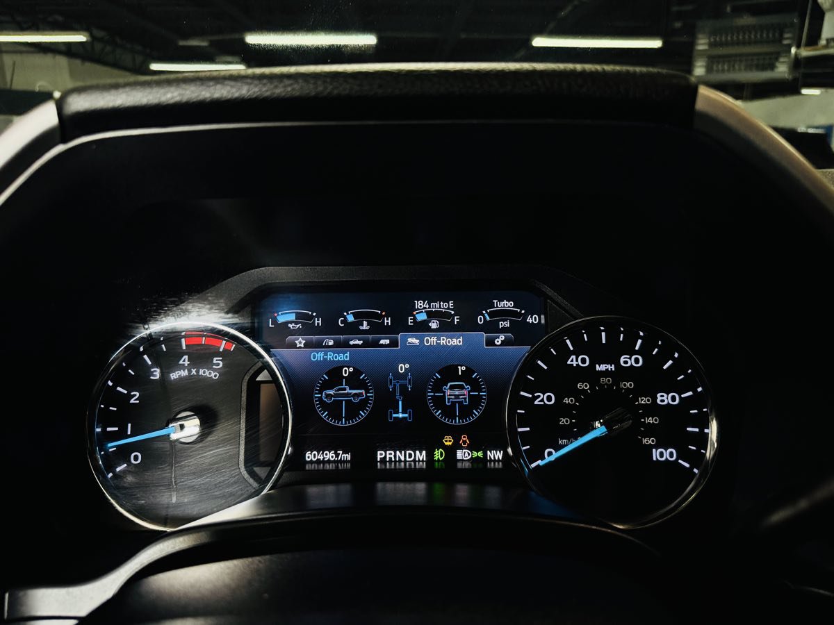 Used 2020 Ford F450 Lariat w/ Lariat Ultimate Package AWD/4WD image 27