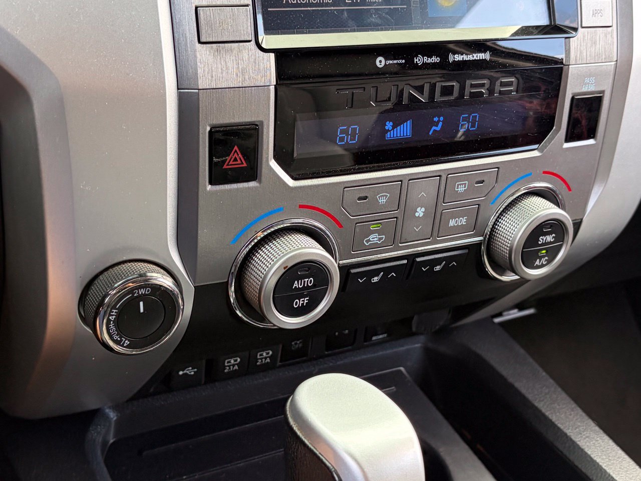 Used 2021 Toyota Tundra Limited w/ Limited Premium Package AWD/4WD image 9
