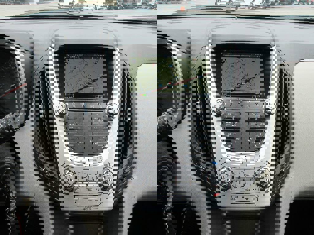 Certified 2013 Chevrolet Equinox LT w/ Power Convenience Package image 31