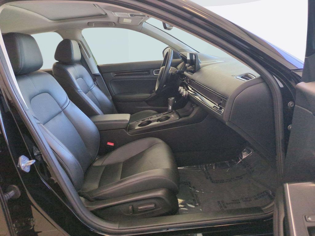 Used 2022 Honda Civic Touring image 28