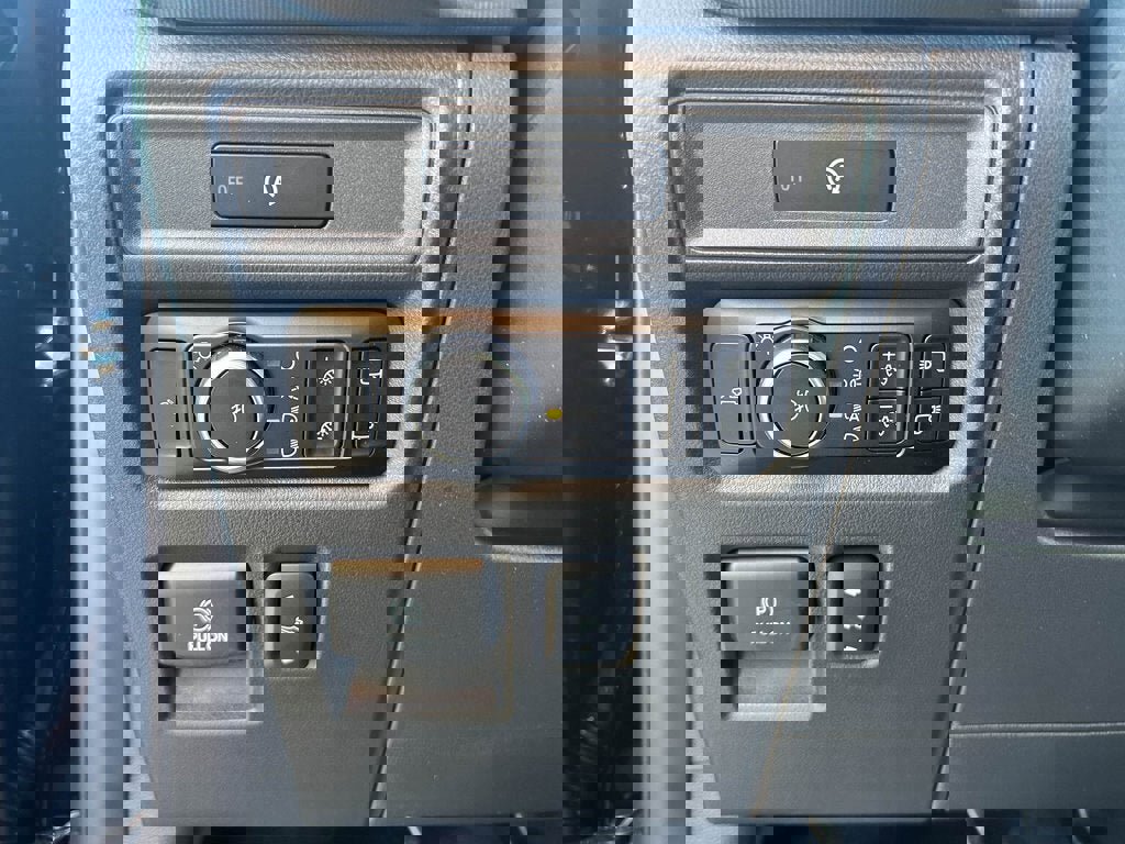 New 2025 Ford F150 Platinum image 10