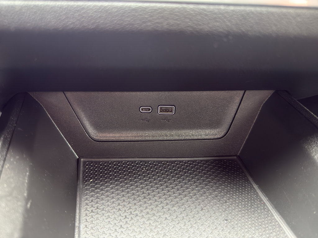 Used 2026 Chevrolet Equinox LT w/ Convenience Package II image 34