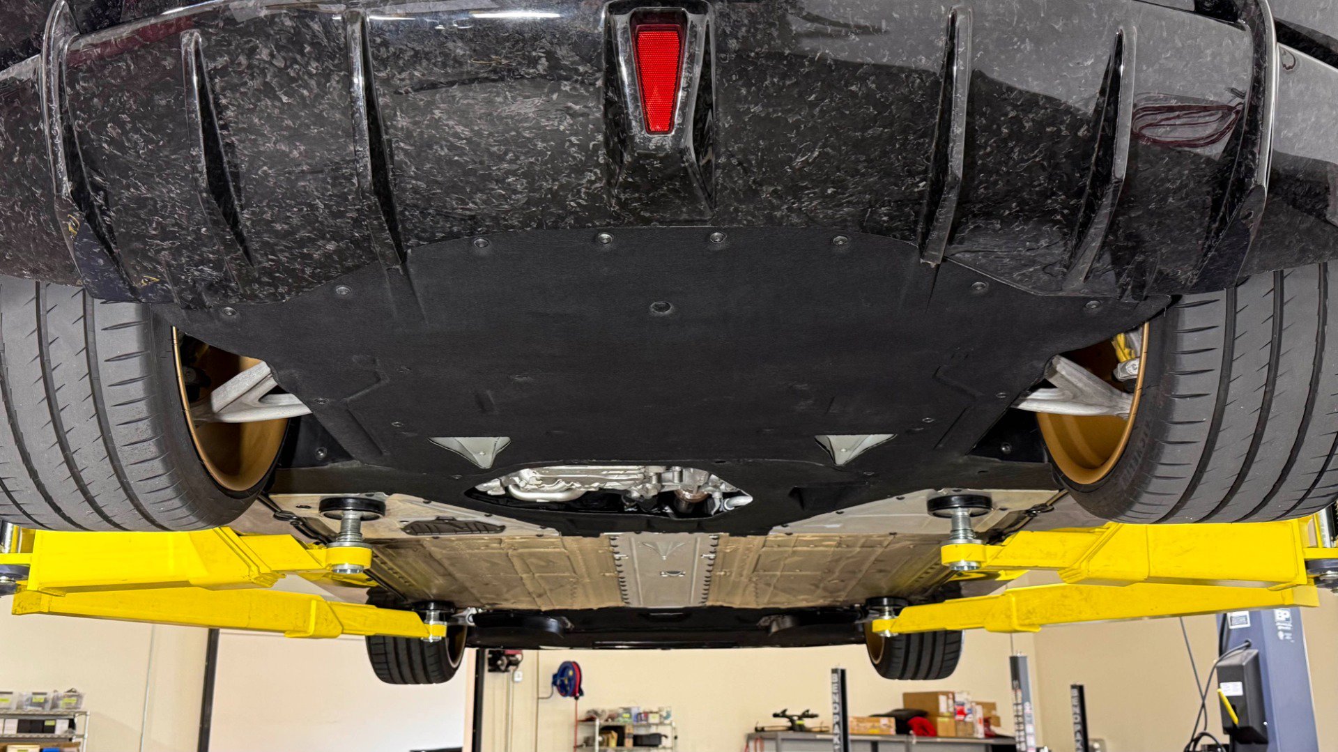 Used 2018 Lamborghini Huracan Performante image 95