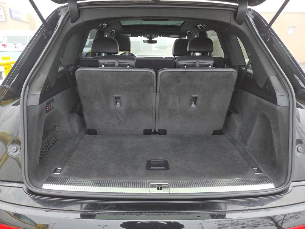 Used 2018 Audi Q7 2.0T Premium image 16