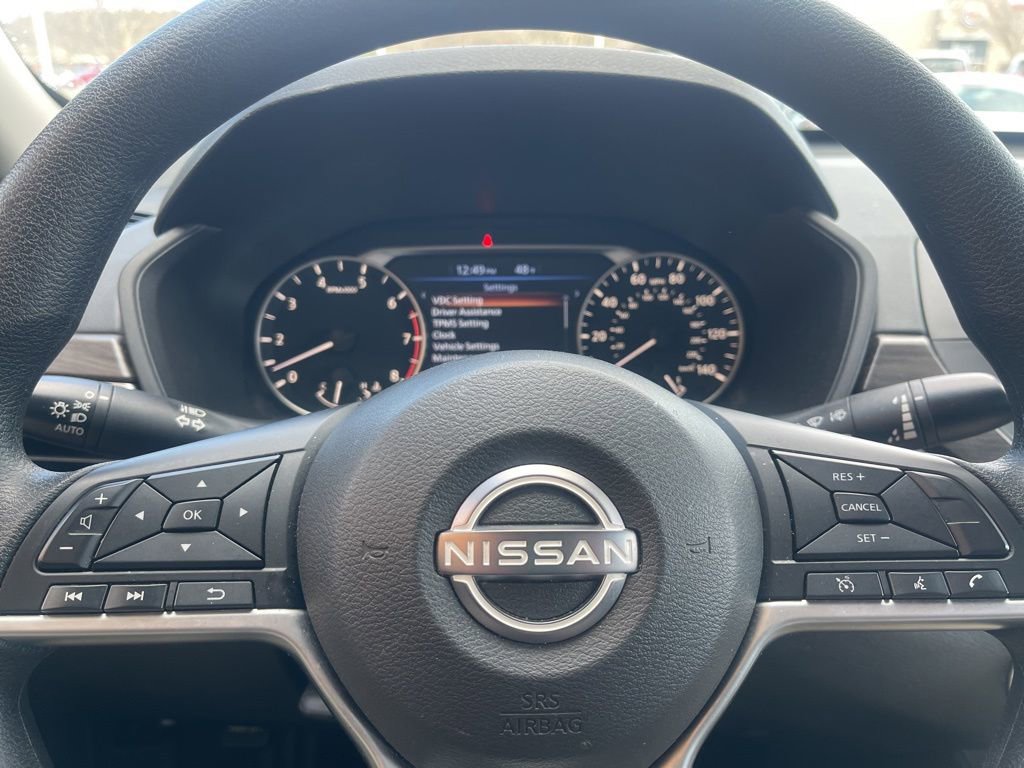 Used 2024 Nissan Altima 2.5 SV image 10