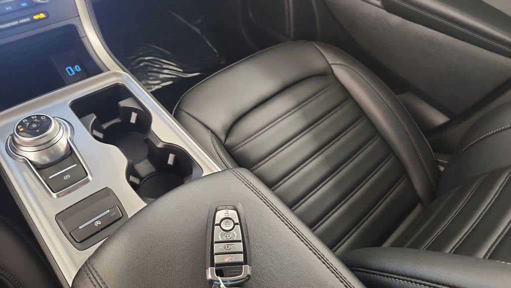 Used 2023 Ford Edge SEL w/ Convenience Package image 21