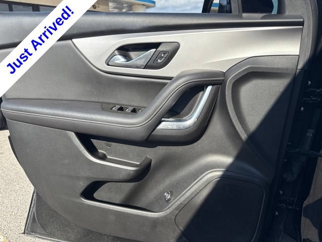 Used 2023 Chevrolet Blazer LT w/ Midnight/Sport Edition FWD image 14