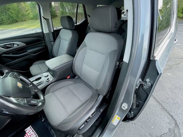 Used 2019 Chevrolet Traverse LT FWD image 19