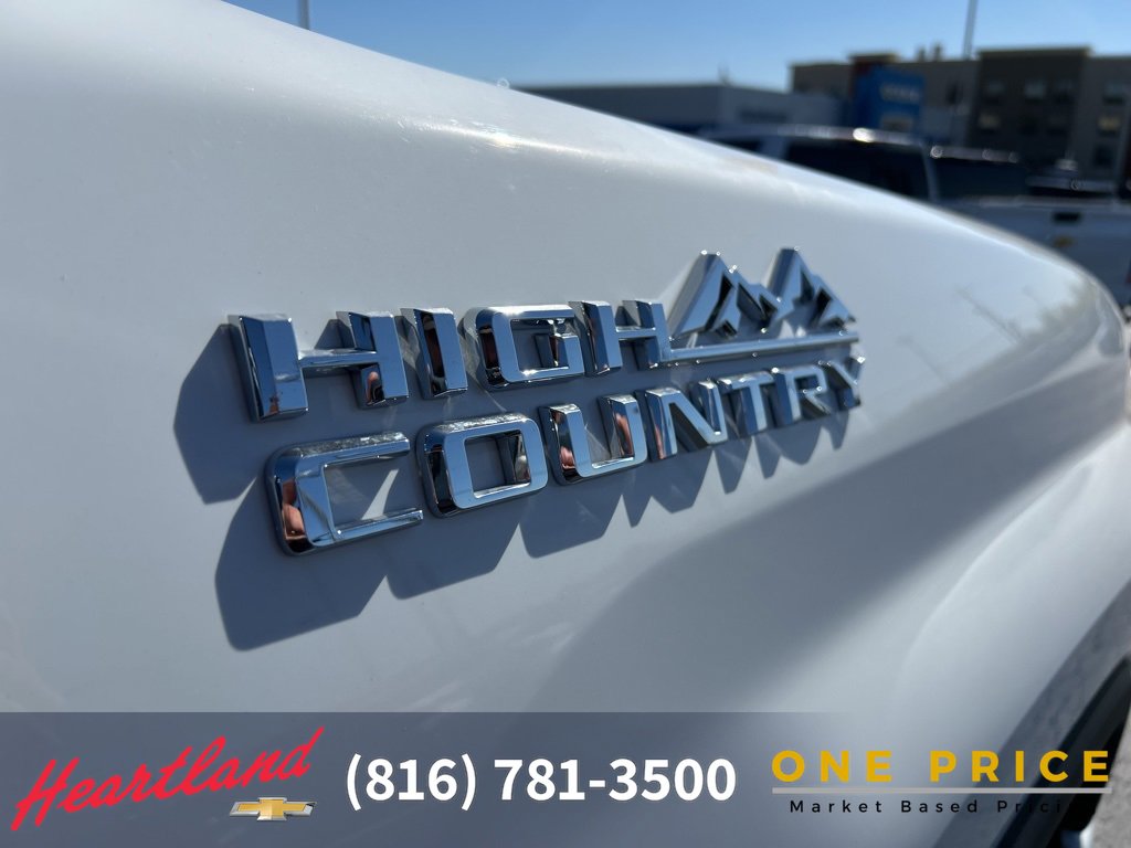 Used 2024 Chevrolet Silverado 2500 High Country w/ High Country Premium Package image 14