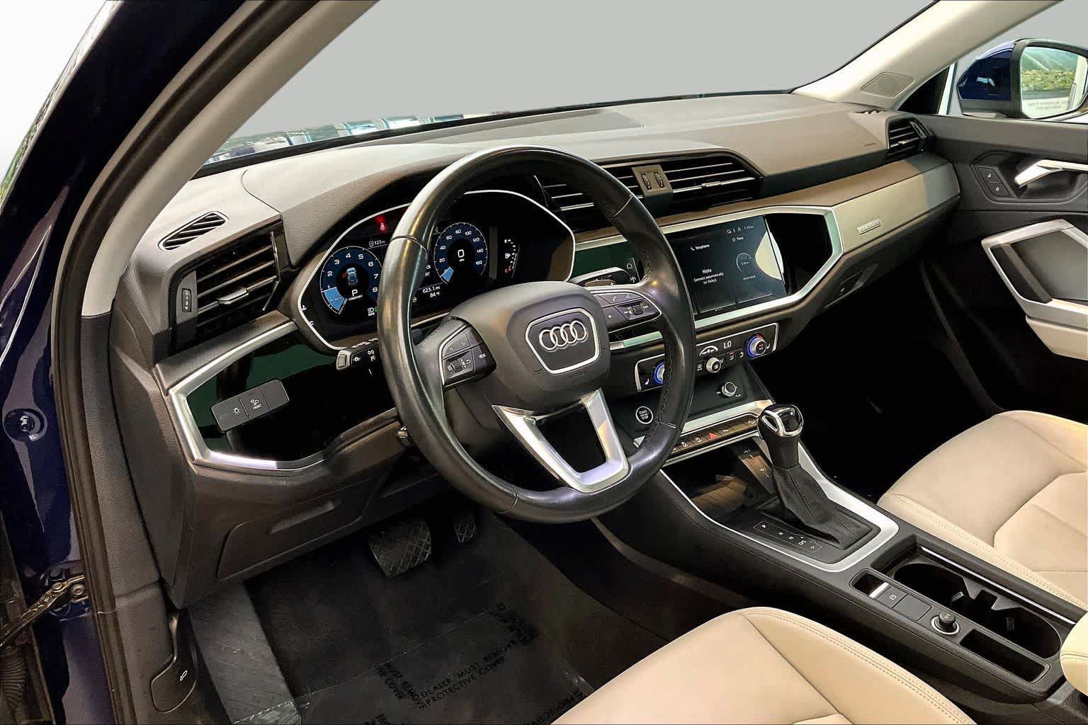 Certified 2024 Audi Q3 2.0T Premium w/ Convenience Package AWD/4WD image 18