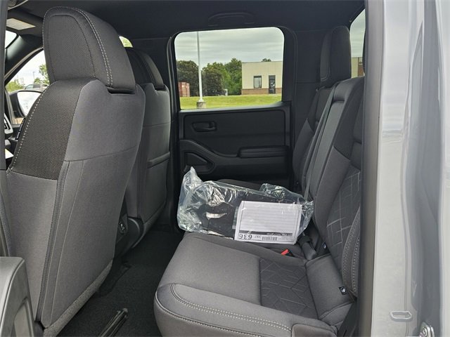 New 2026 Nissan Frontier SV w/ SV Convenience Package image 6