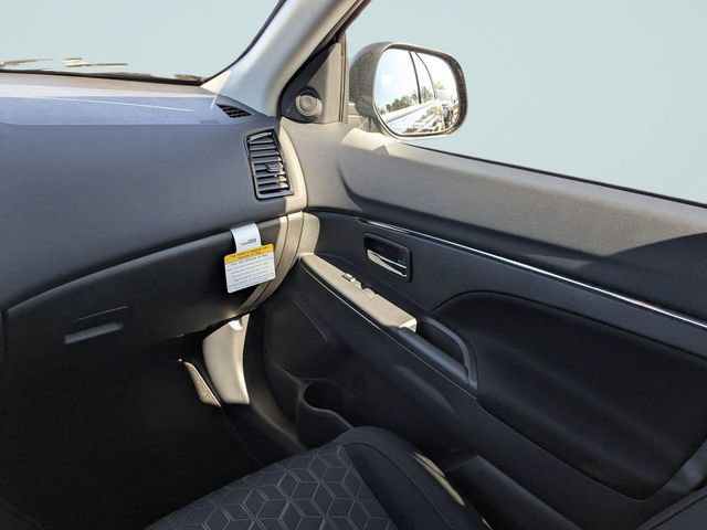 New 2026 Mitsubishi Outlander Sport LE AWD/4WD image 16