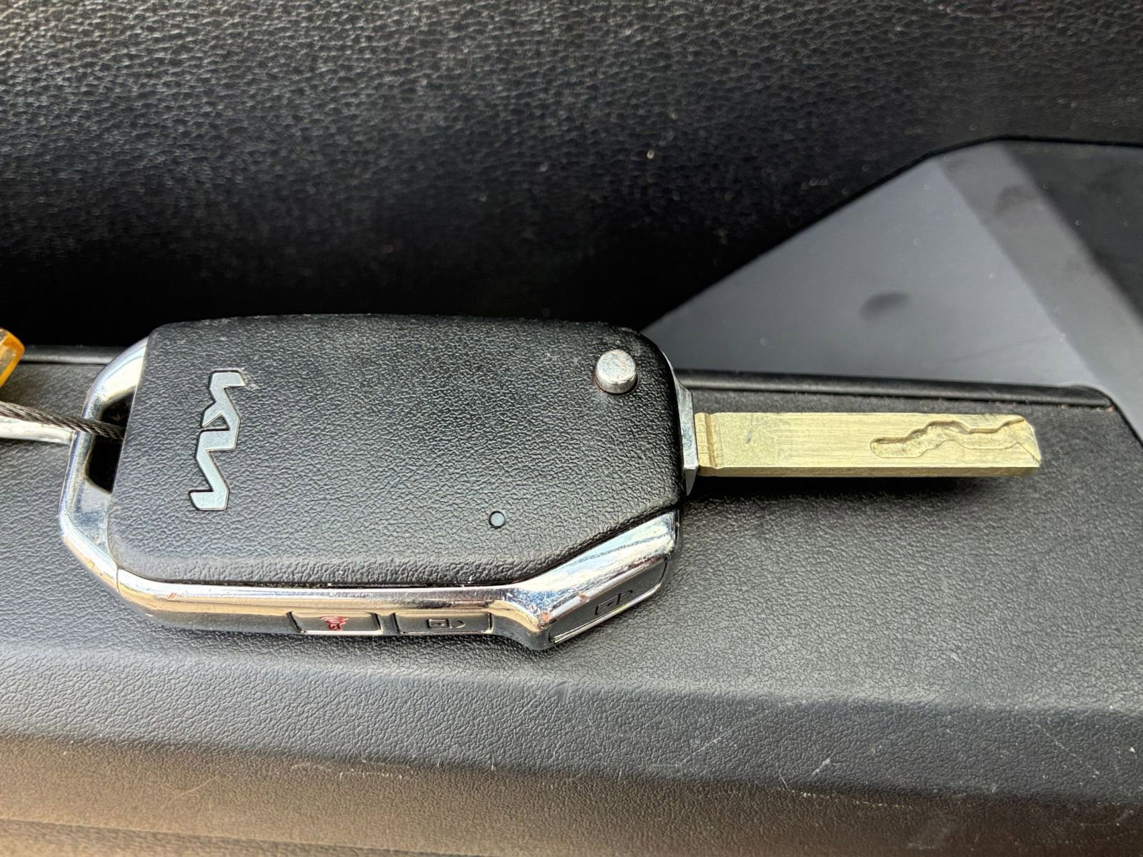 Used 2024 Kia Sportage LX image 22