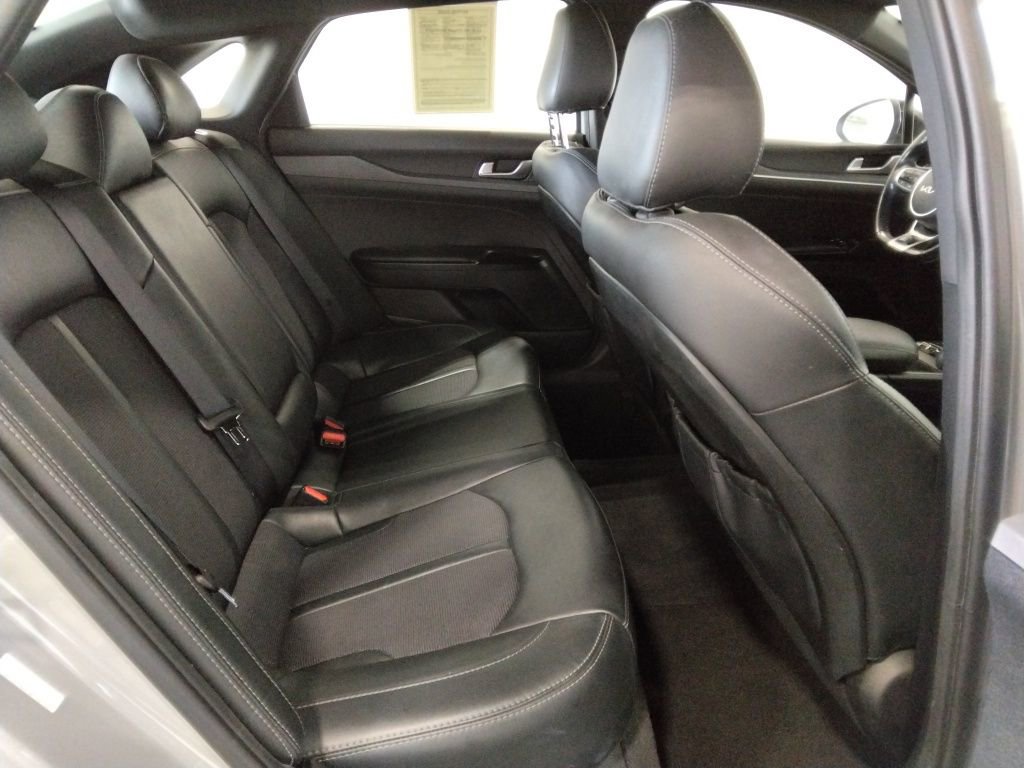 Used 2023 Kia K5 GT-Line image 36
