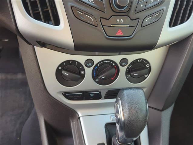 Used 2013 Ford Focus SE FWD image 22