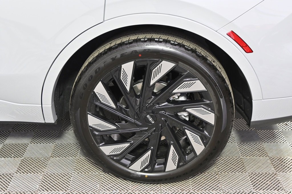 New 2026 Lincoln Nautilus Black Label image 20