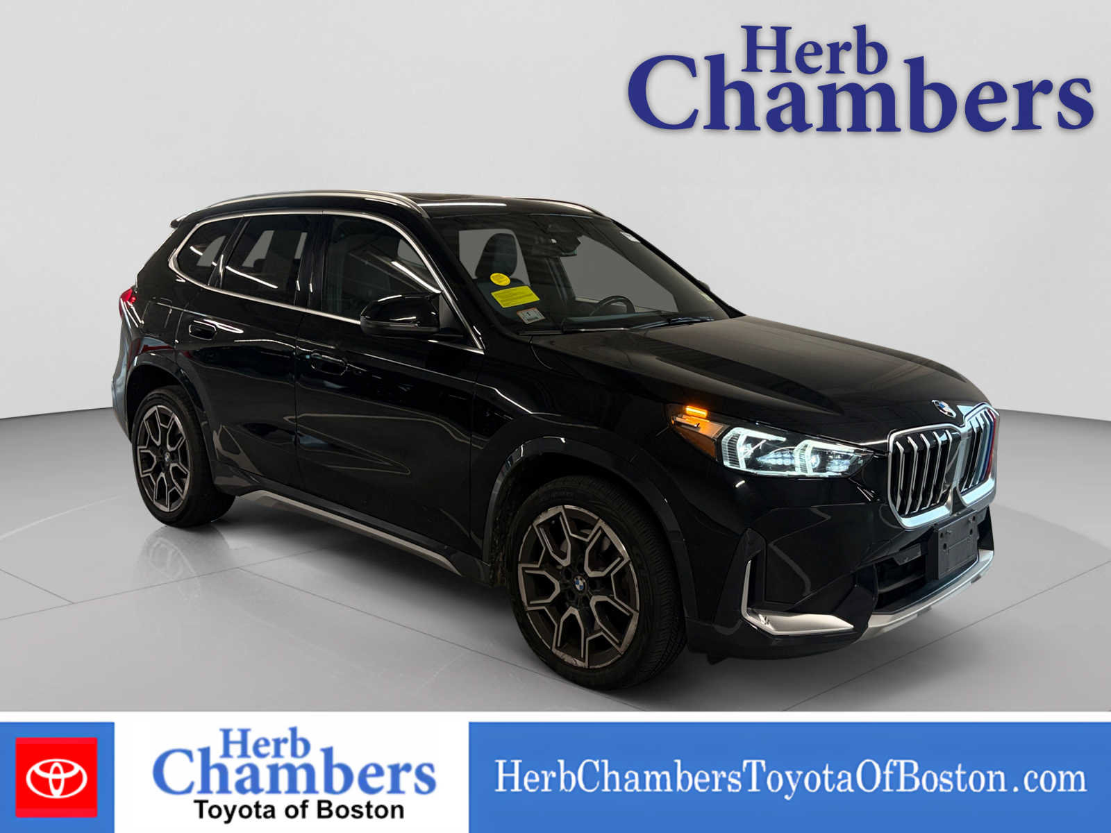 Used 2023 BMW X1 xDrive28i w/ Convenience Package AWD/4WD image 1