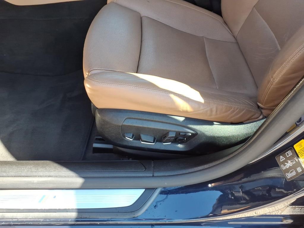 Used 2015 BMW 750Li xDrive AWD/4WD image 5