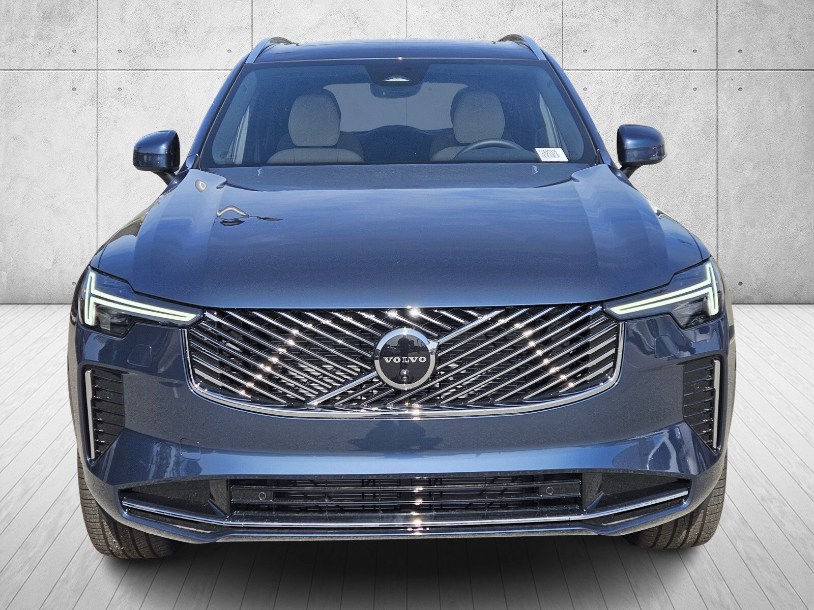 New 2026 Volvo XC90 B6 Plus AWD/4WD image 2