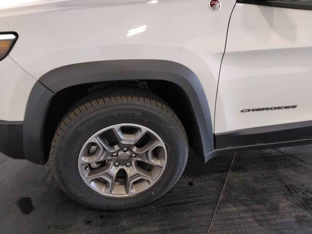 Used 2021 Jeep Cherokee Trailhawk image 48