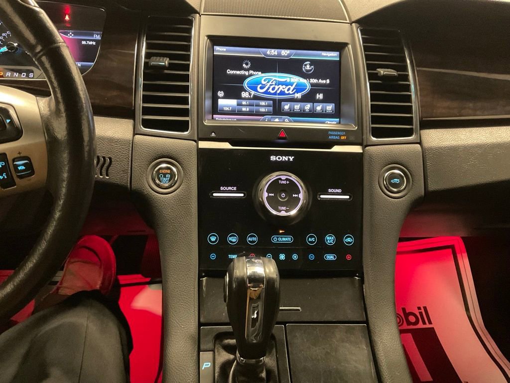Used 2015 Ford Taurus Limited w/ Equipment Group 301A image 20