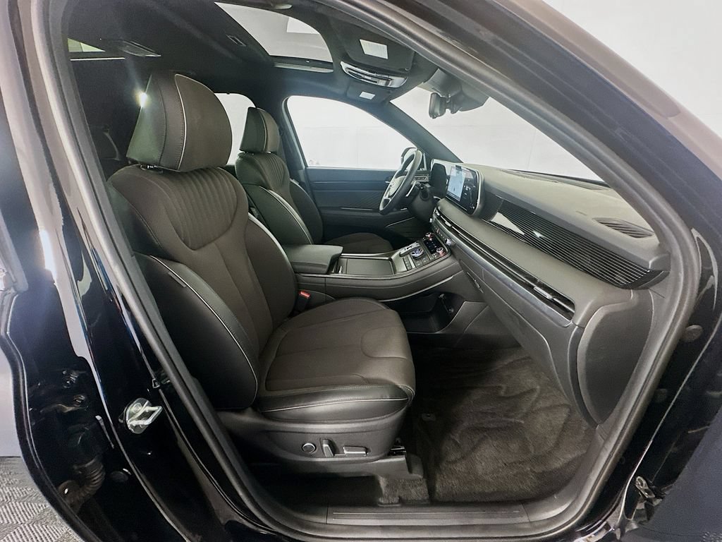 Certified 2025 Hyundai Palisade Calligraphy AWD/4WD image 29
