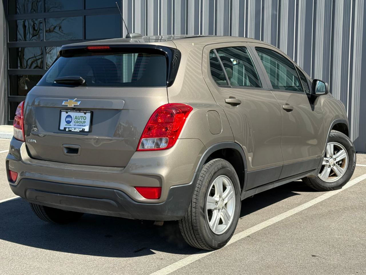 Used 2020 Chevrolet Trax LS FWD image 5