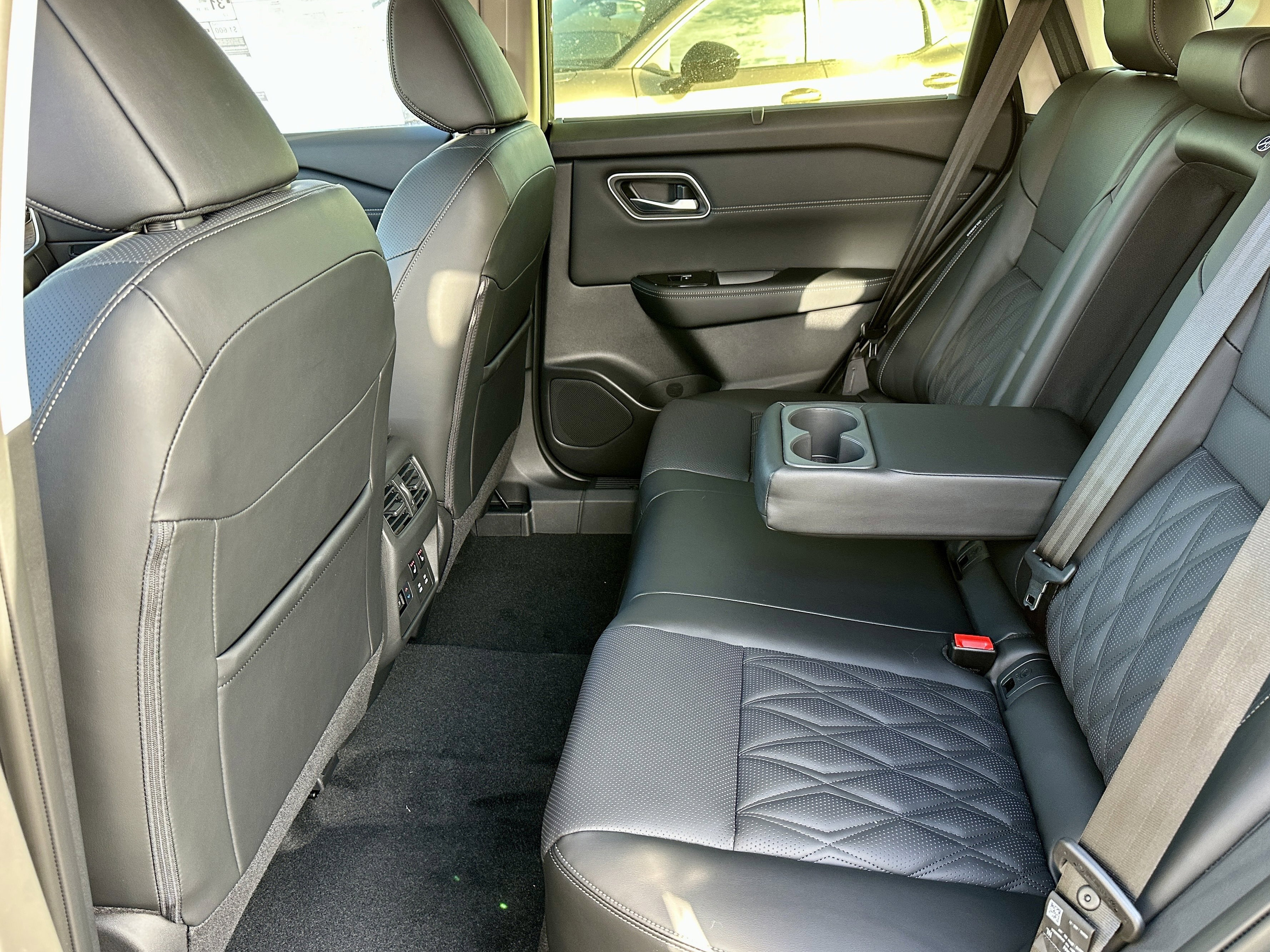 New 2026 Nissan Rogue Platinum w/ Platinum Premium Package image 37