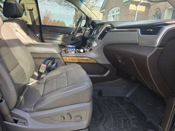 Used 2017 GMC Yukon Denali w/ Open Road Package image 7