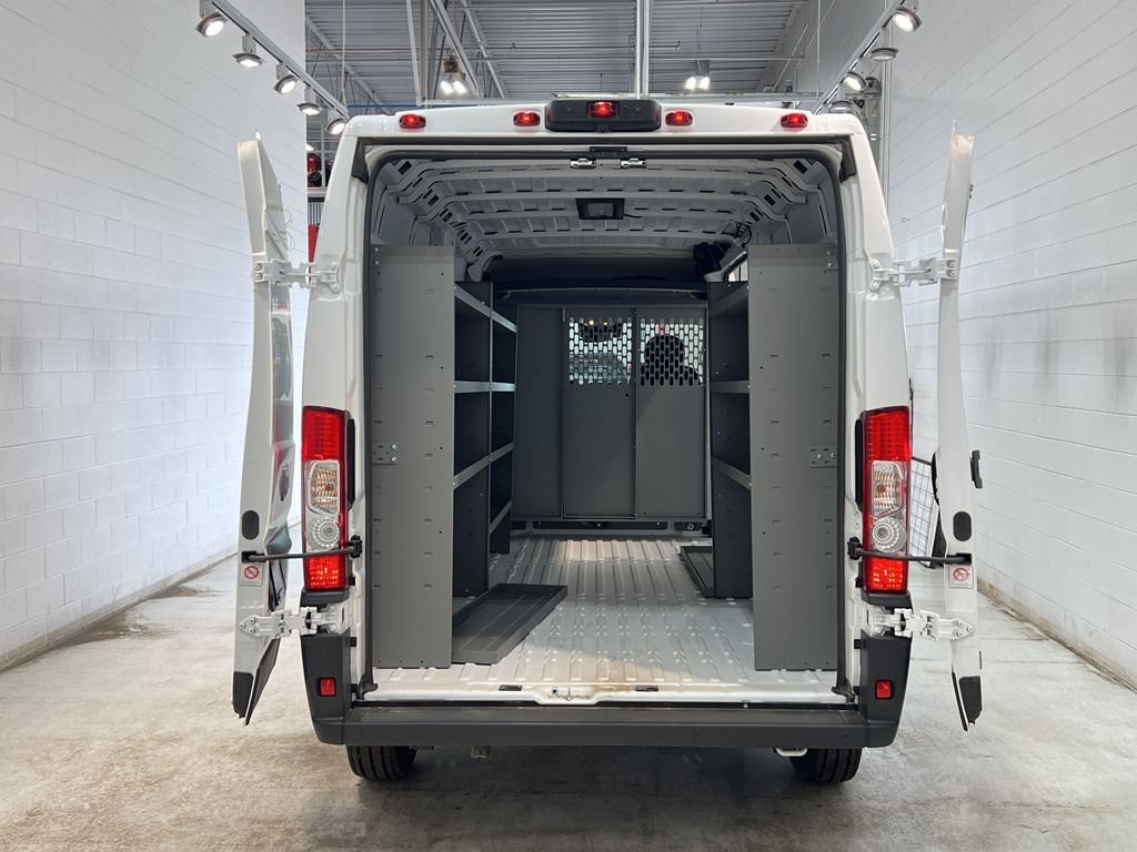 New 2023 RAM ProMaster 2500 w/ Driver Convenience Group image 32