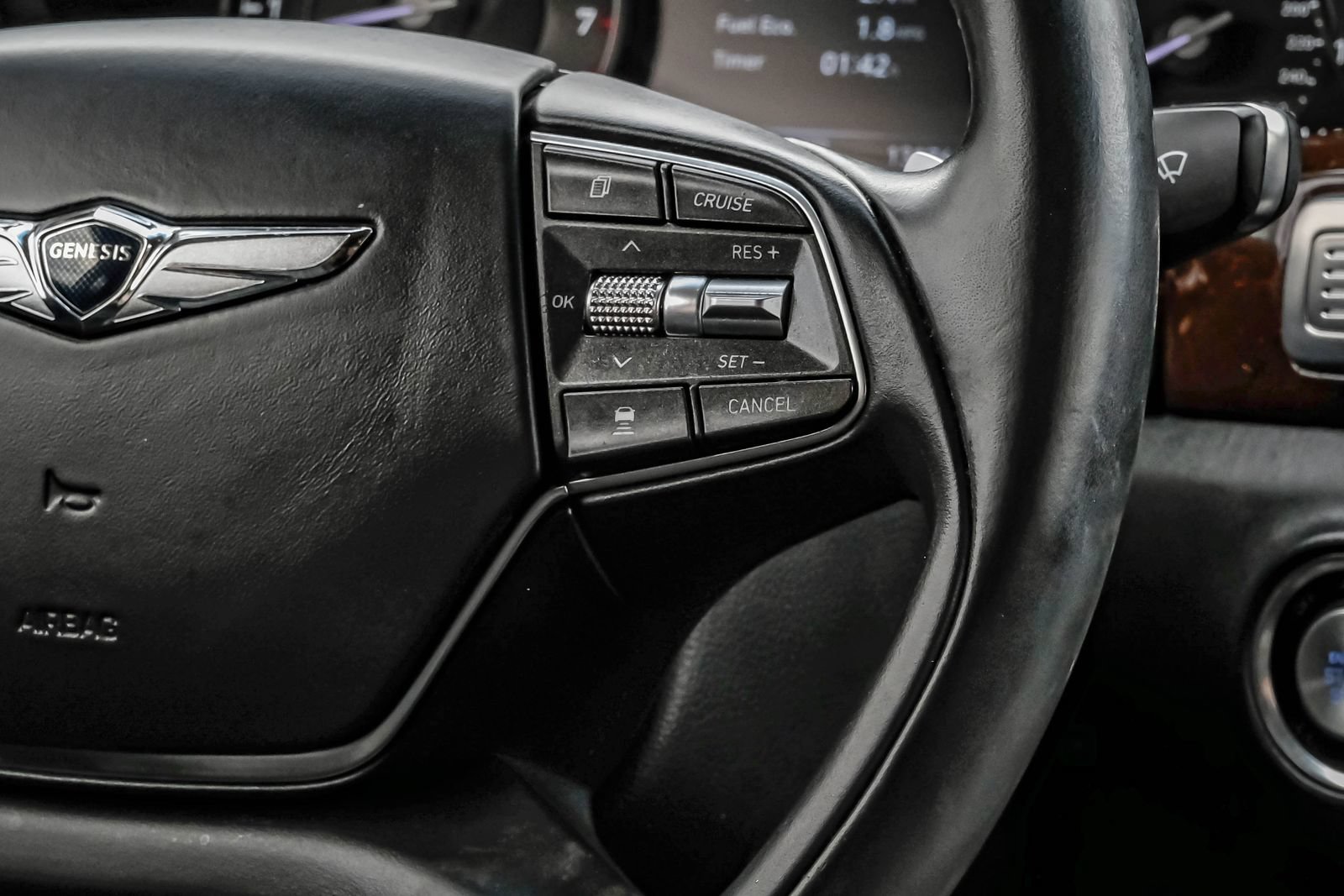 Used 2019 Genesis G90 5.0 Ultimate RWD image 17