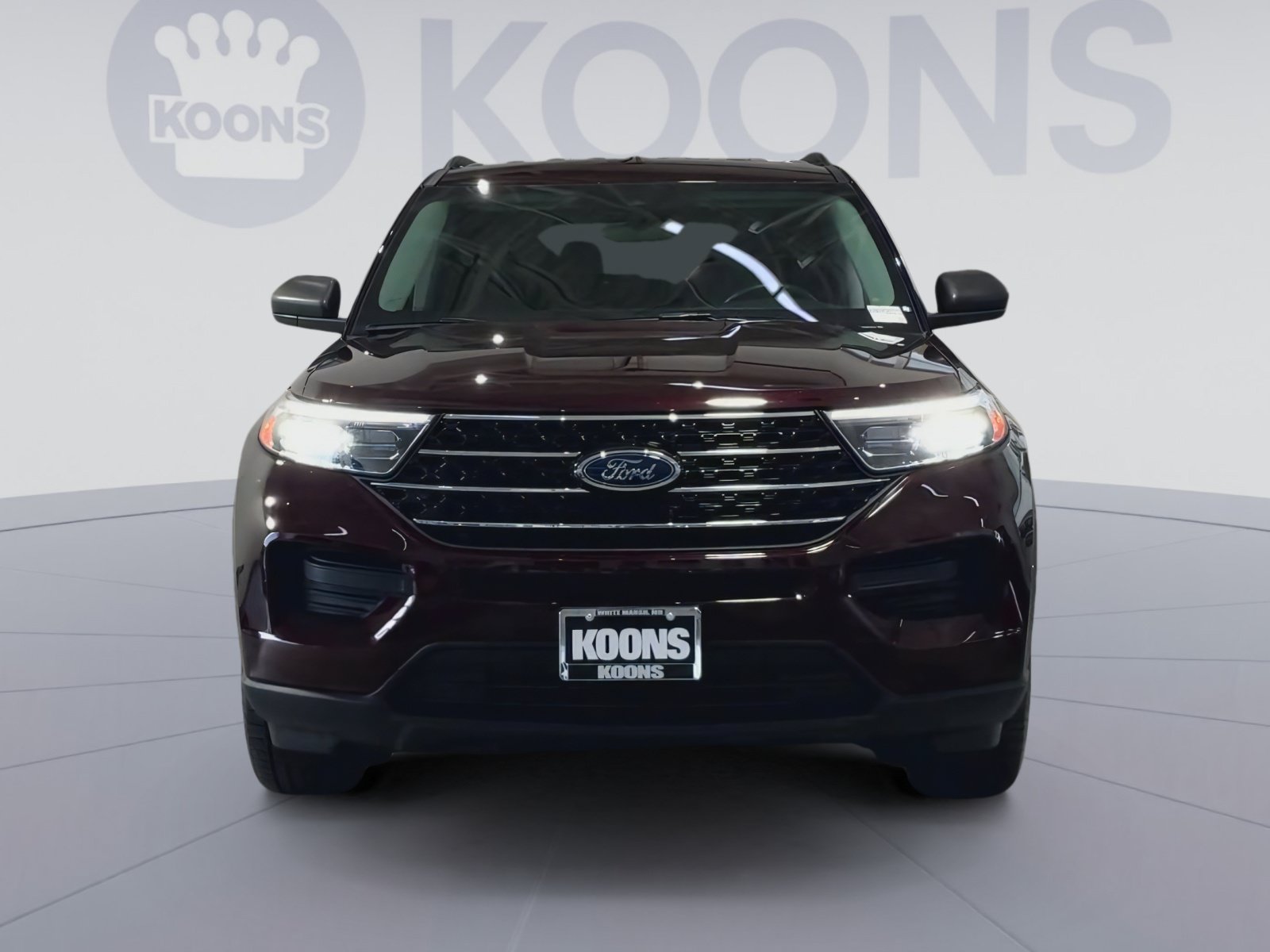Used 2023 Ford Explorer XLT AWD/4WD image 4