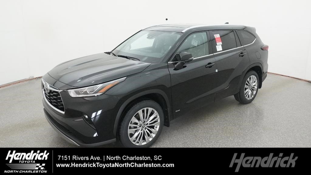 New 2026 Toyota Highlander Platinum