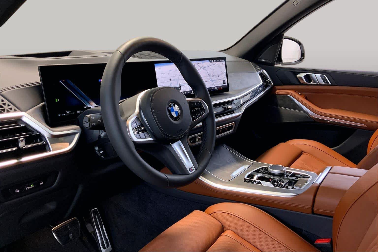 Used 2026 BMW X5 xDrive40i w/ M Sport Package AWD/4WD image 17