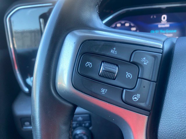 Used 2025 Chevrolet Silverado 1500 LT AWD/4WD image 15